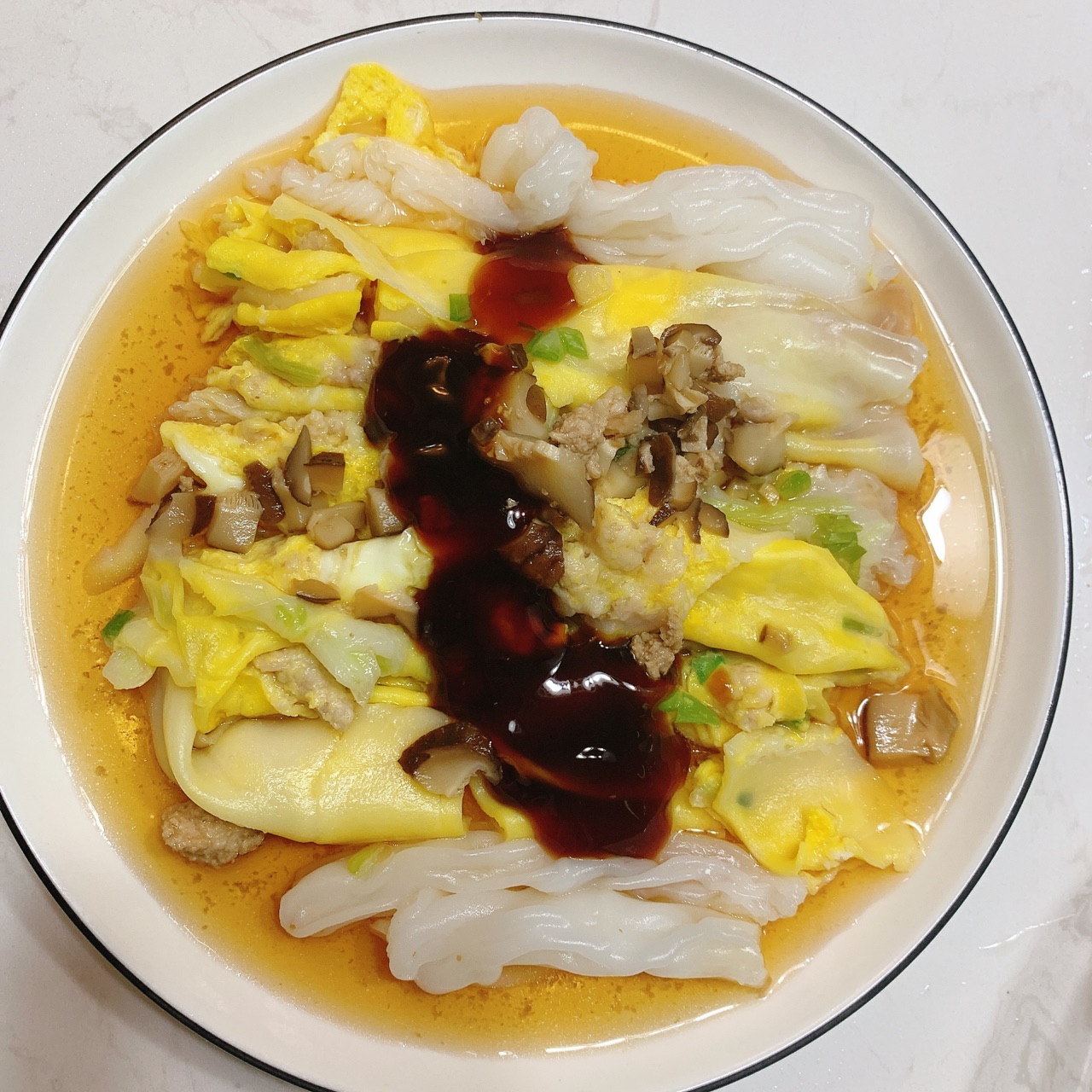 家庭版鸡蛋瘦肉肠粉