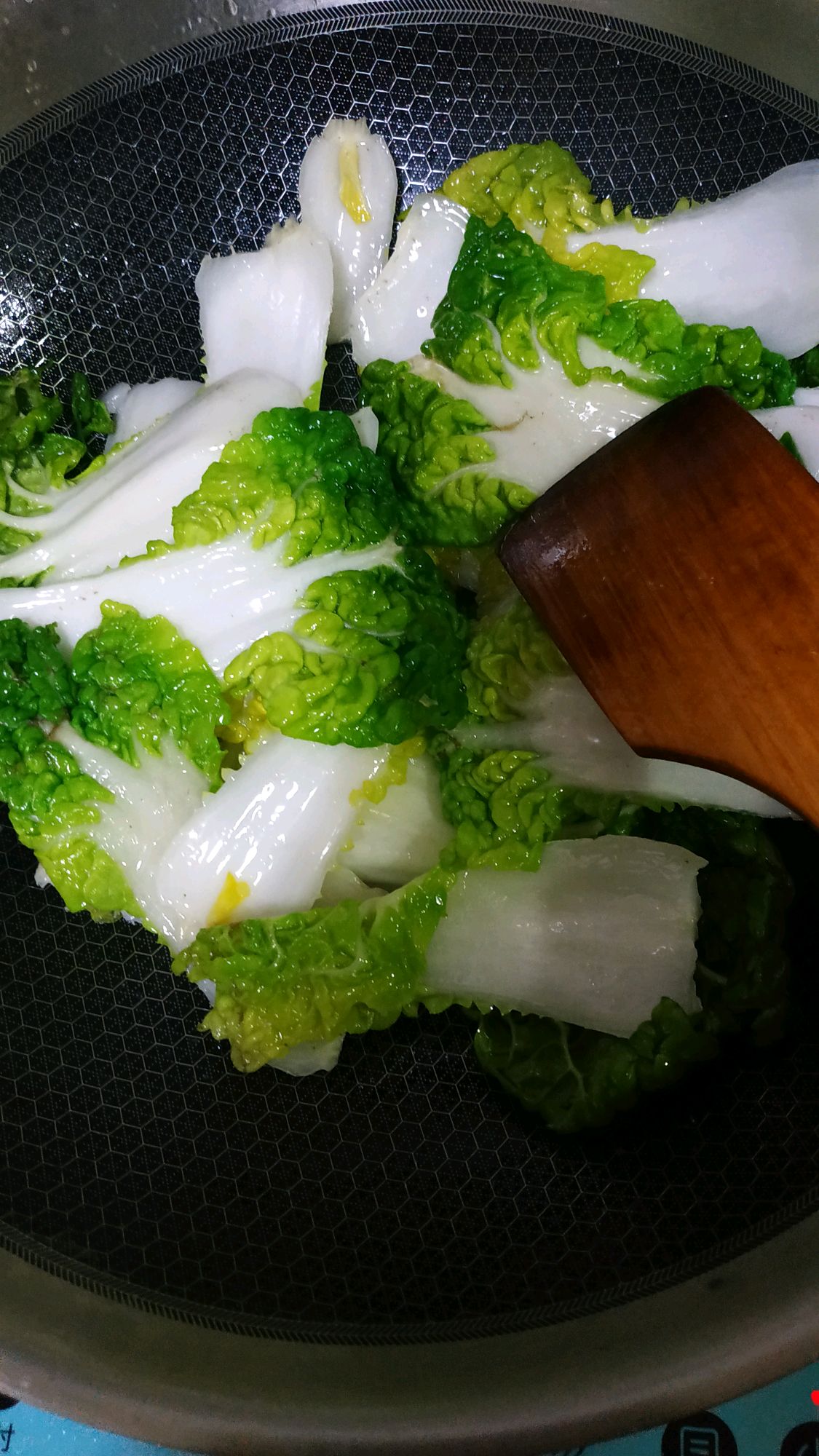 家庭版肉汤菊花菜
