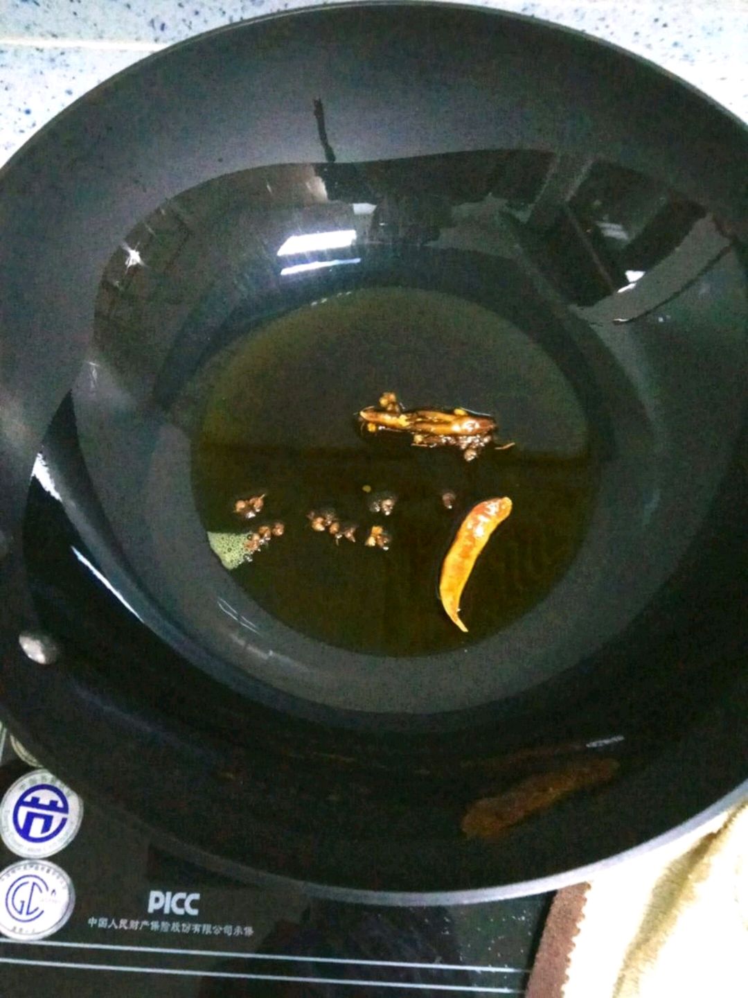家庭版土豆豆角烧茄子与凉拌黄瓜豆腐干