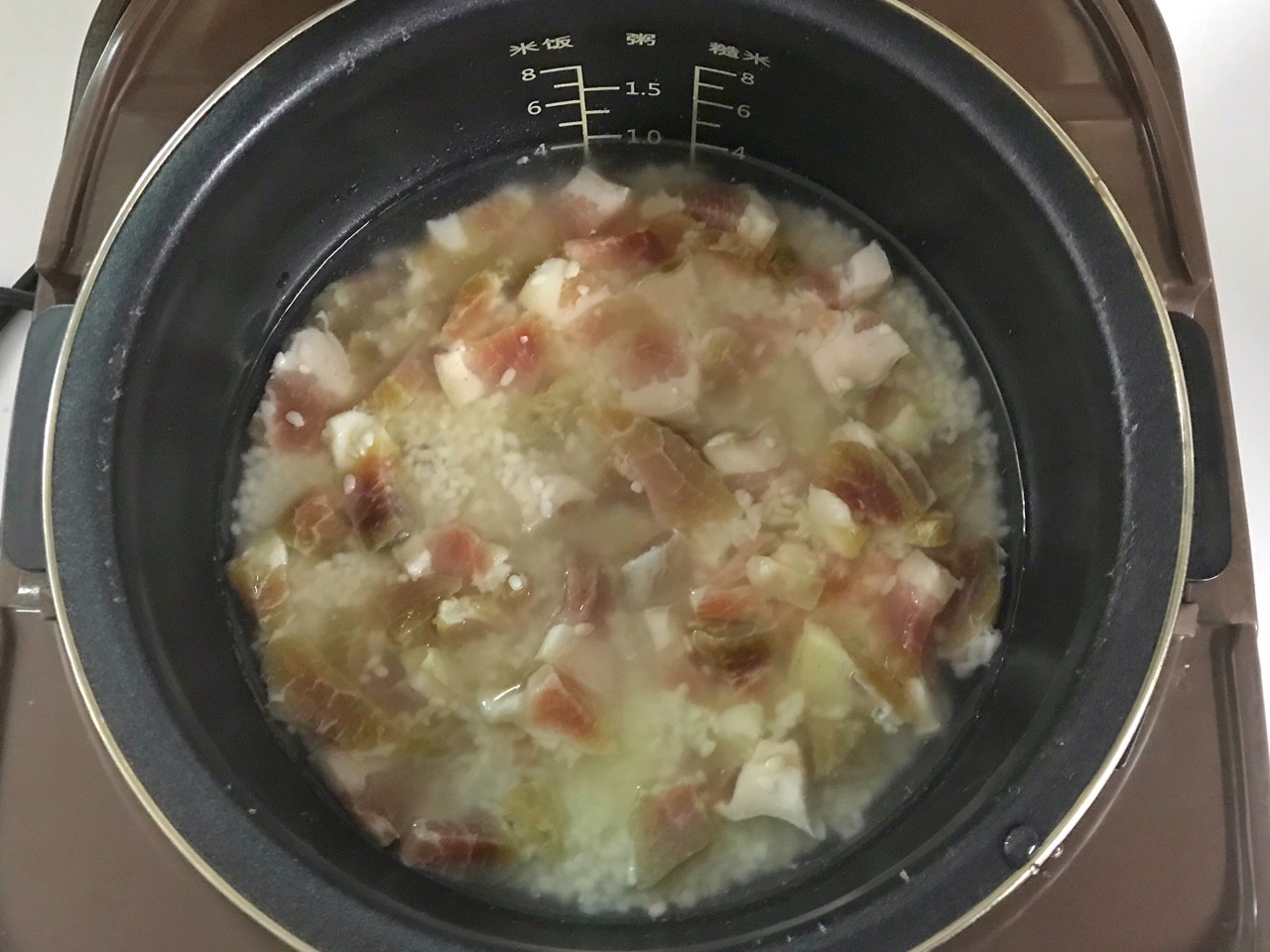家乡的味道，绣花锦咸肉菜饭