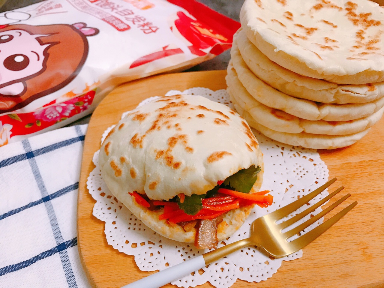 家乡特色——烧腊饼子