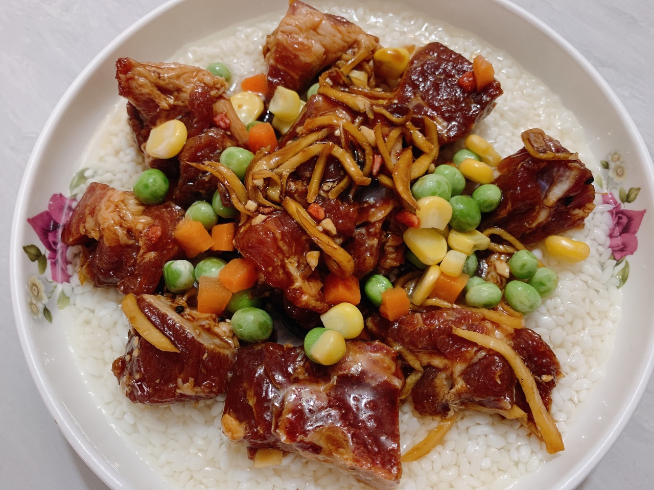 加油干饭人！排骨蒸饭献给自己