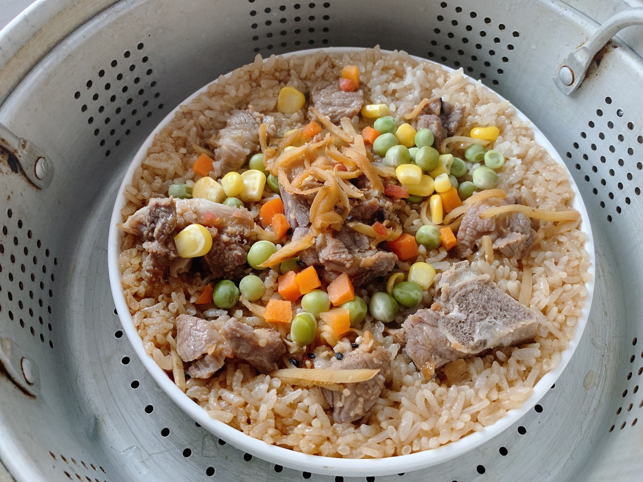 加油干饭人！排骨蒸饭献给自己