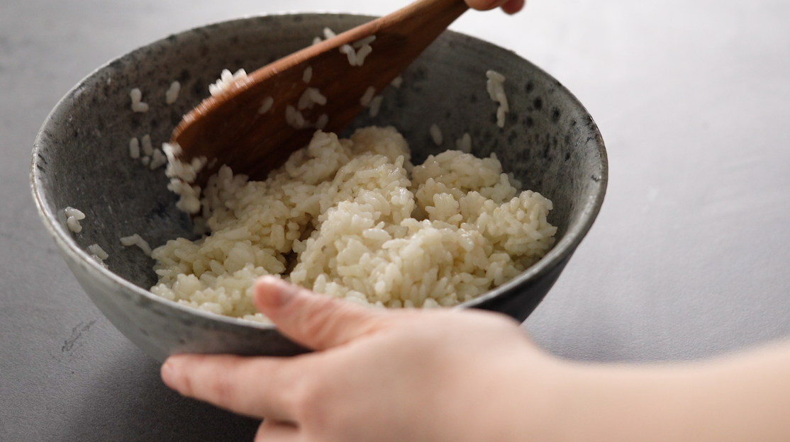 剪一下,折三下,这样的紫菜三文治吃过吗?