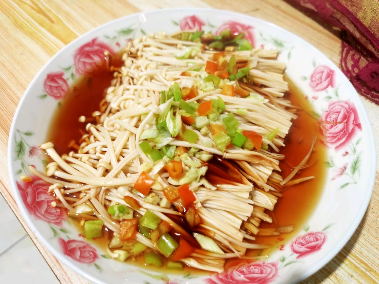 简单版蒸金针菇