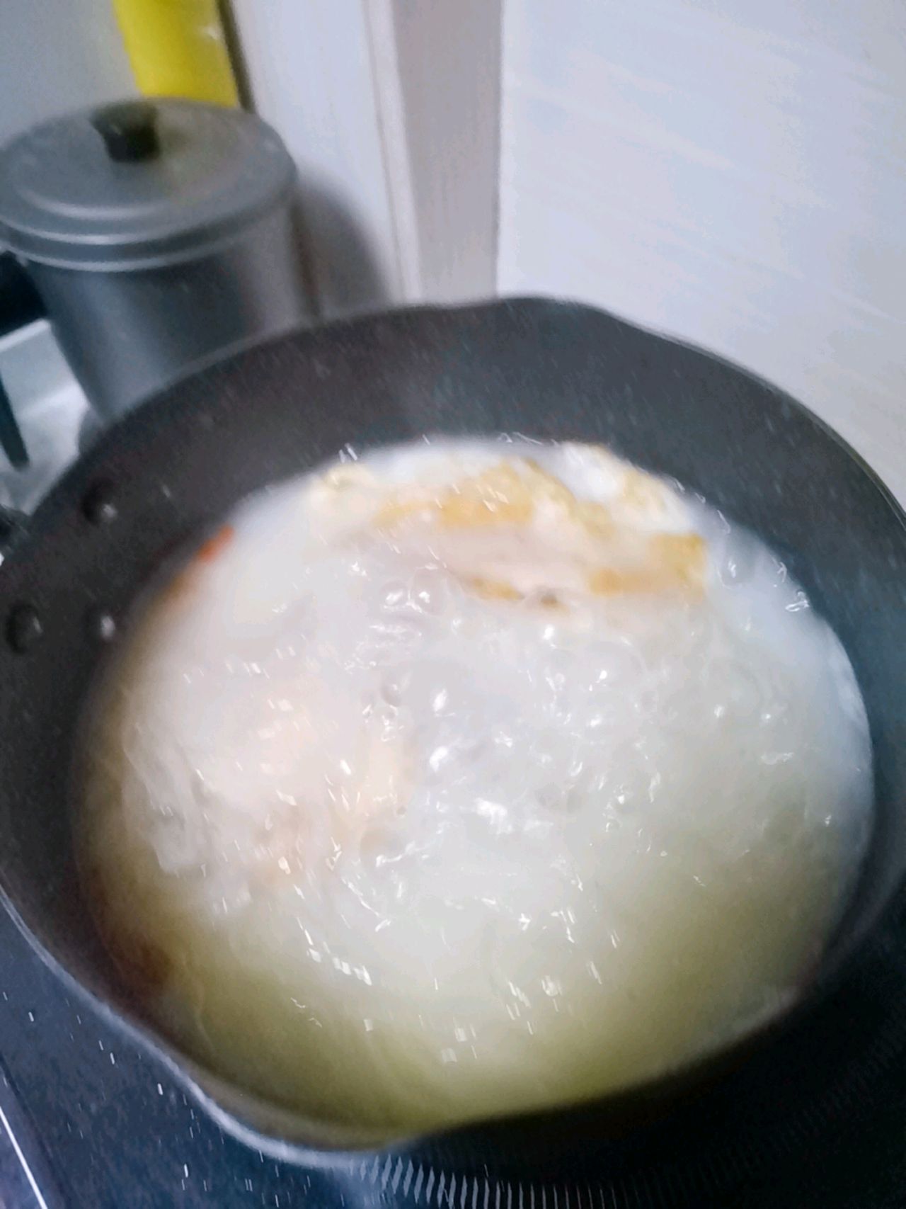 简单到飞起的萝卜煎蛋汤