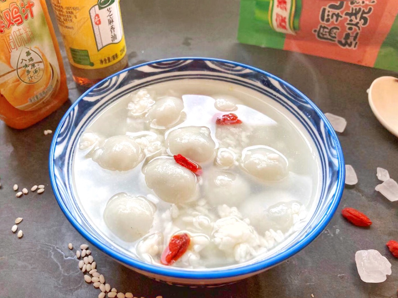 简单快手的早餐米酒汤圆
