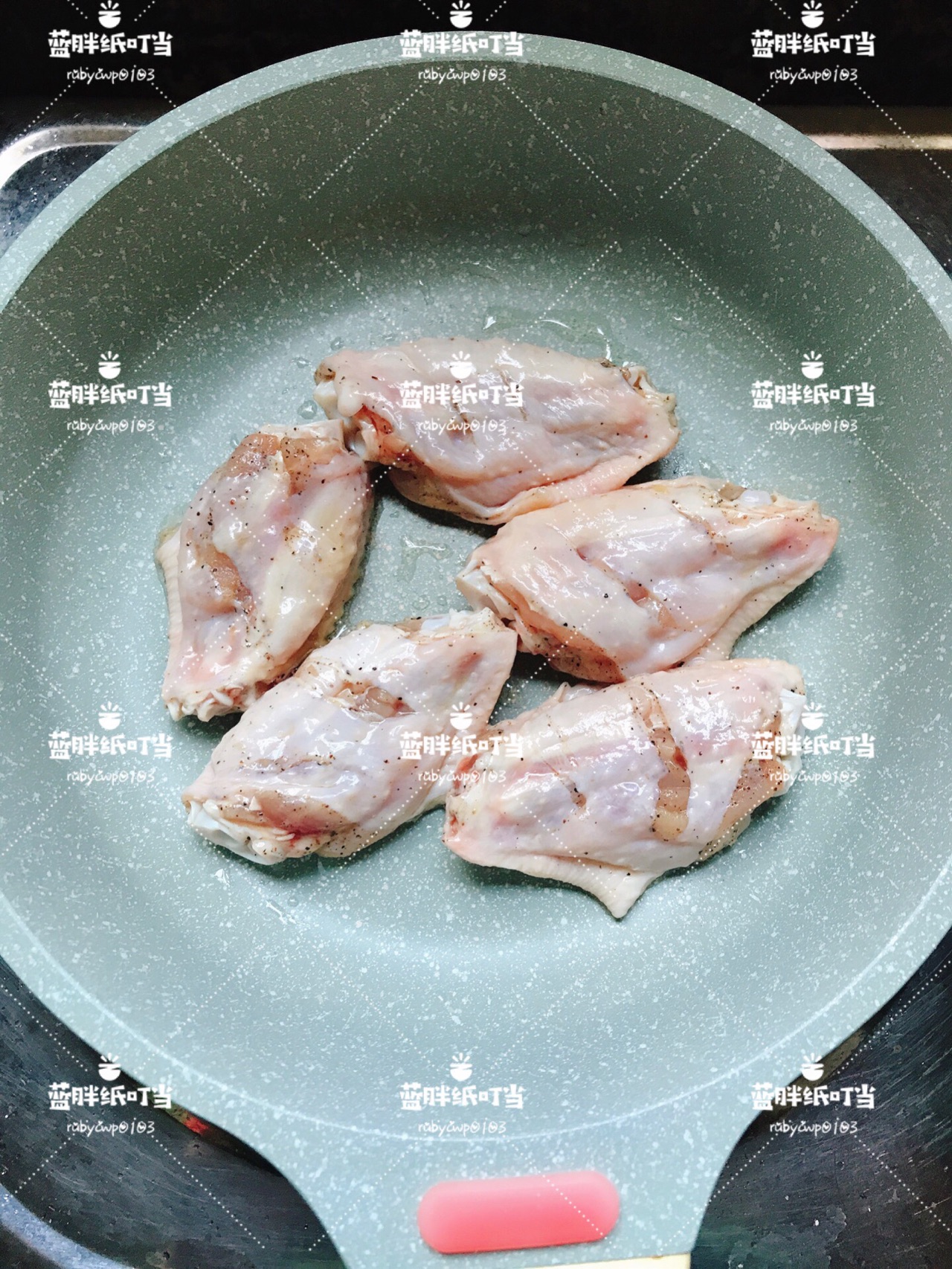 简单快手蜜汁韩酱烧鸡翅