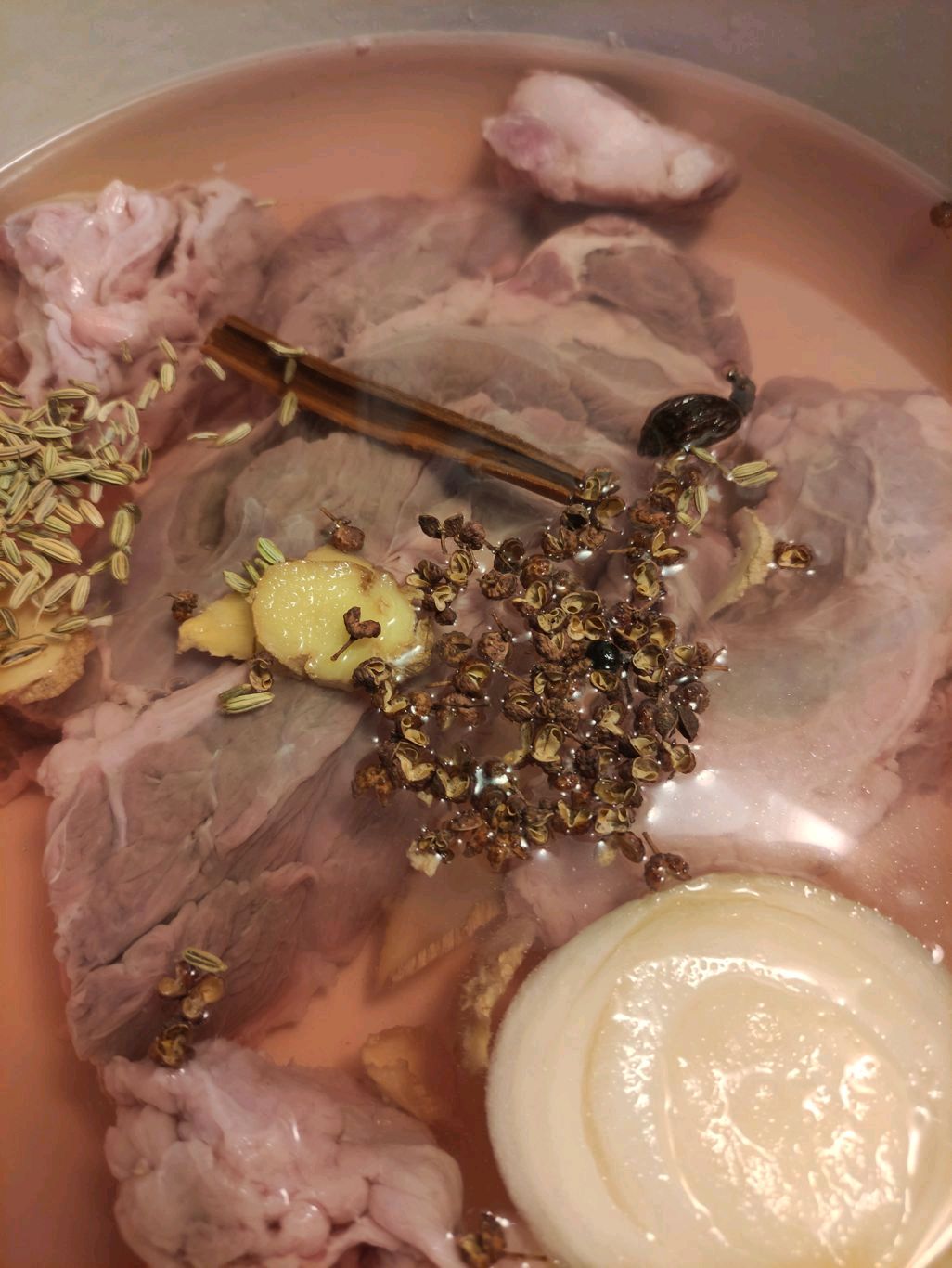 简单美味的清炖羊肉(铸铁锅版)