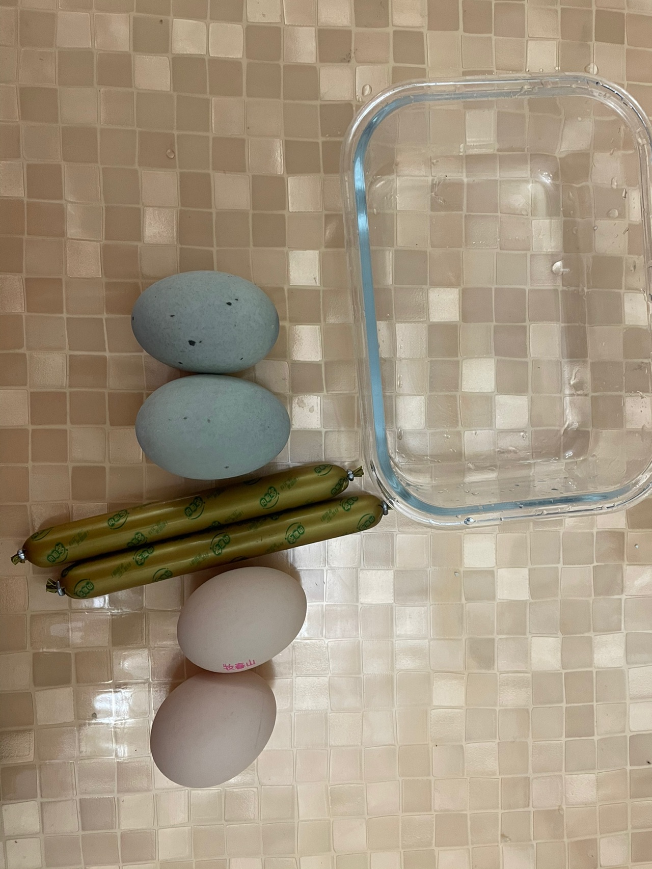 简单漂亮的三色蛋凉菜
