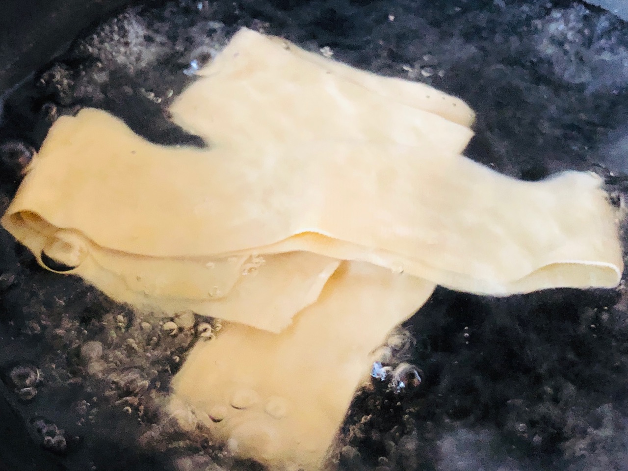 简单营养的豆腐皮包菇