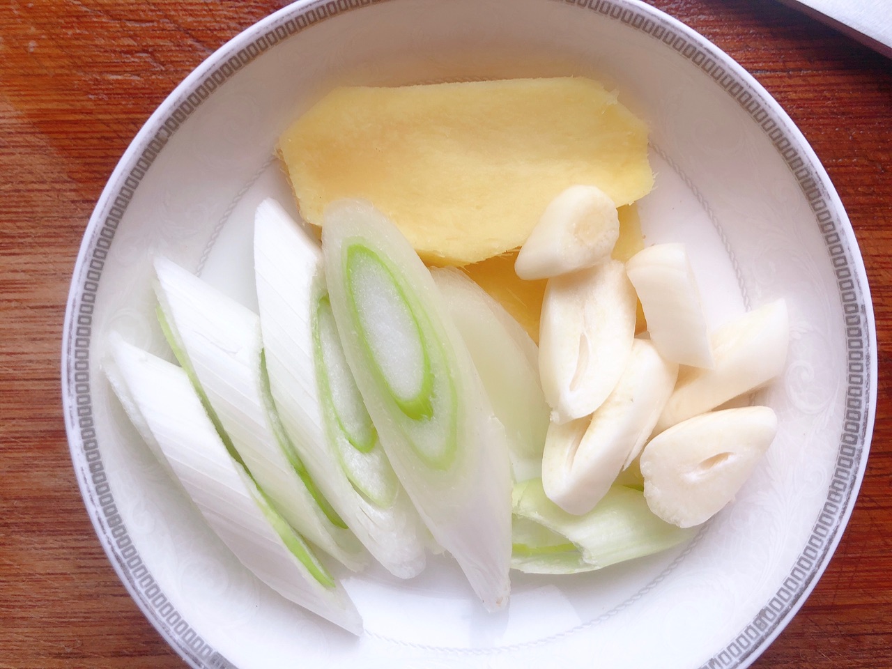 简单又美味的【红烧鸡翅】