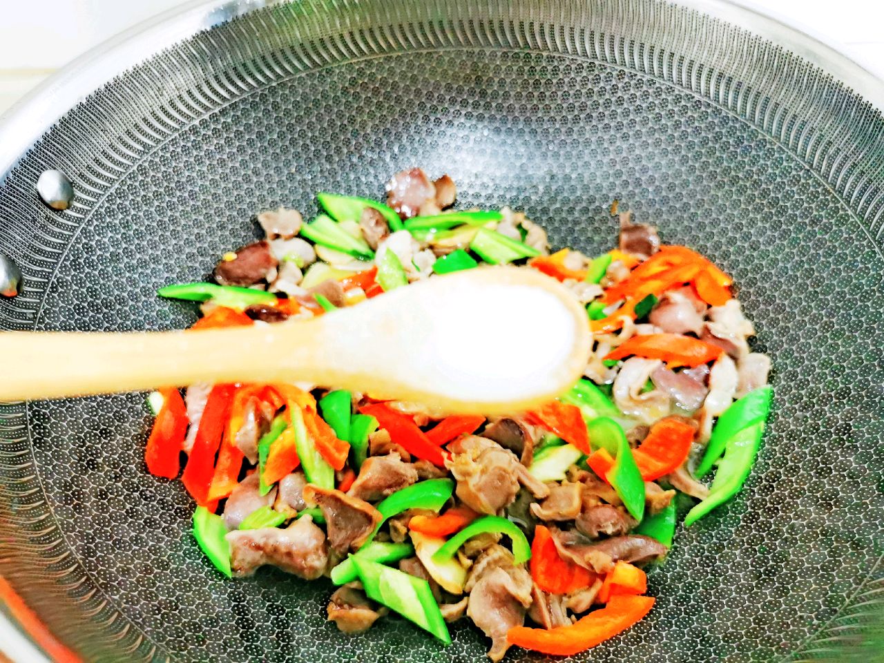 尖椒炒鸡胗好吃又下饭