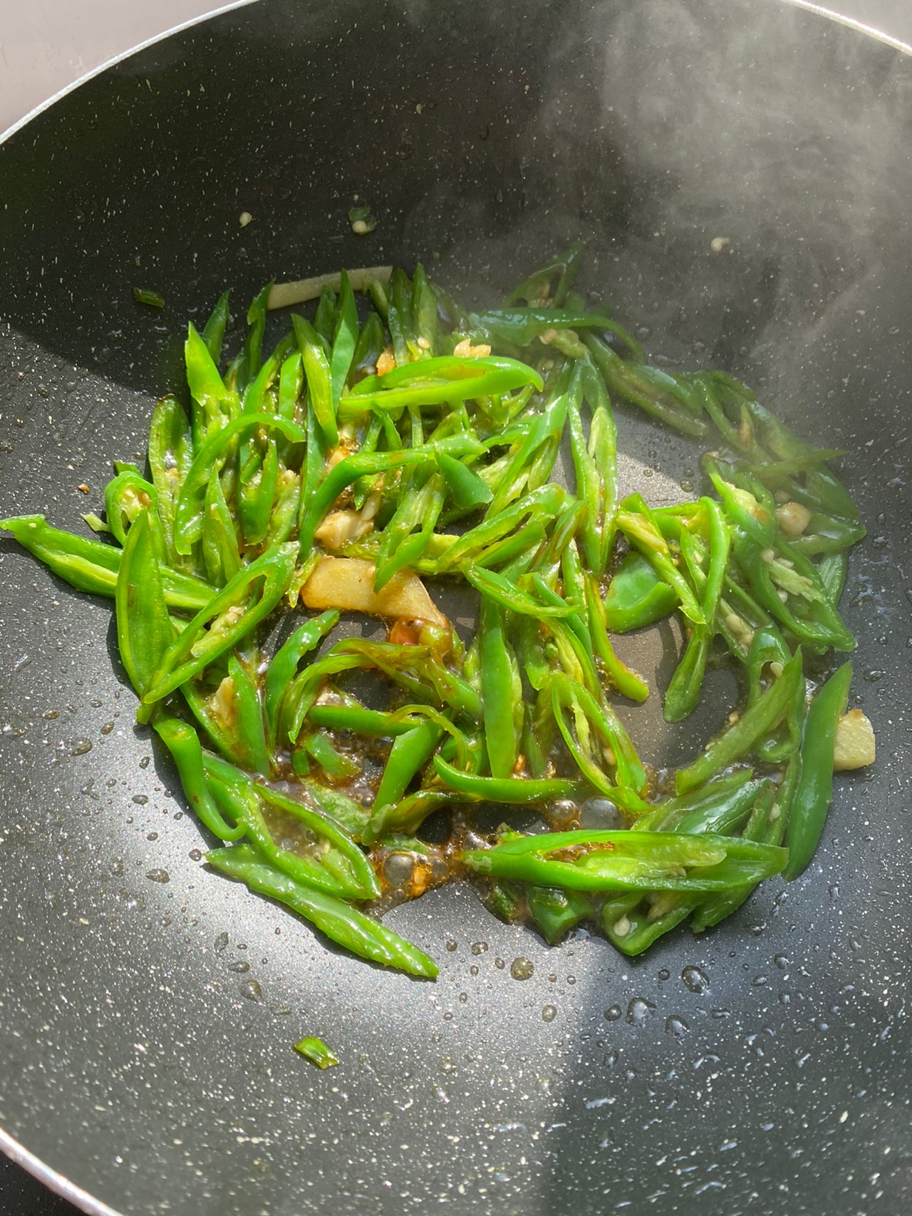 尖椒炒肉丝