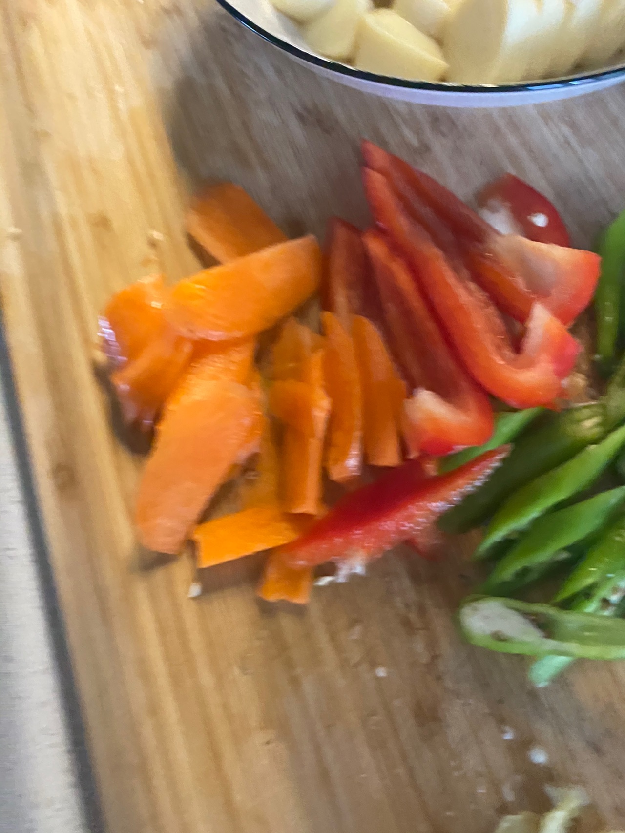 尖椒烩鸡蛋豆腐