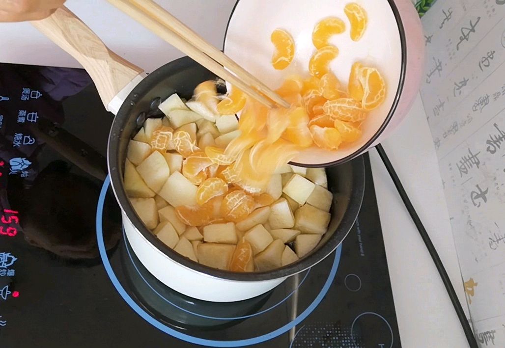健康、美味的水果罐头
