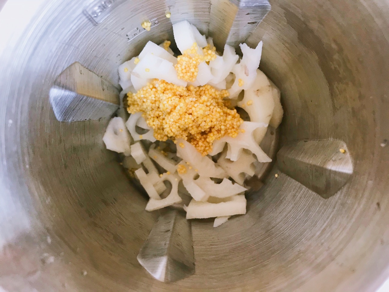 健脾养胃｜养生小米粉藕糊
