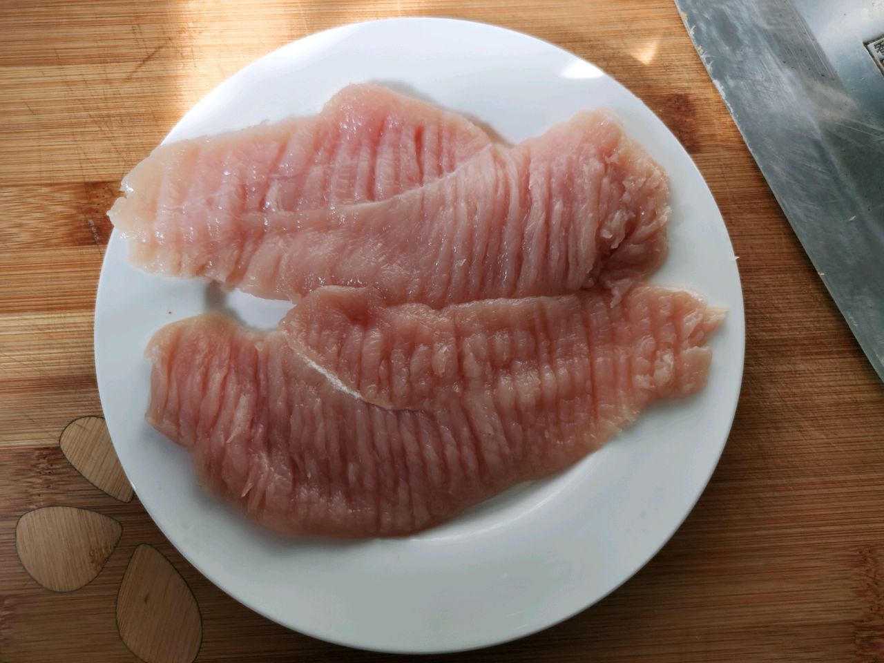 煎蒜香鸡胸肉