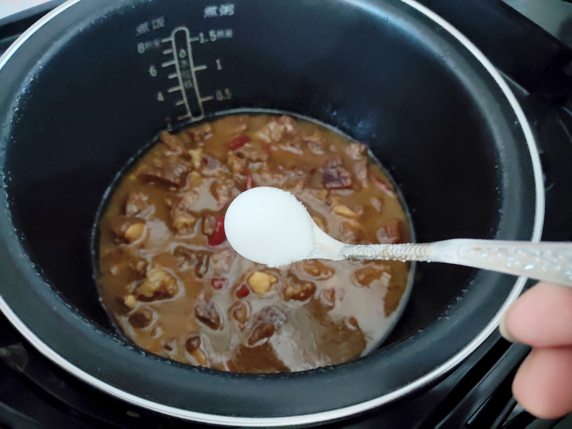 简易红烧牛腩