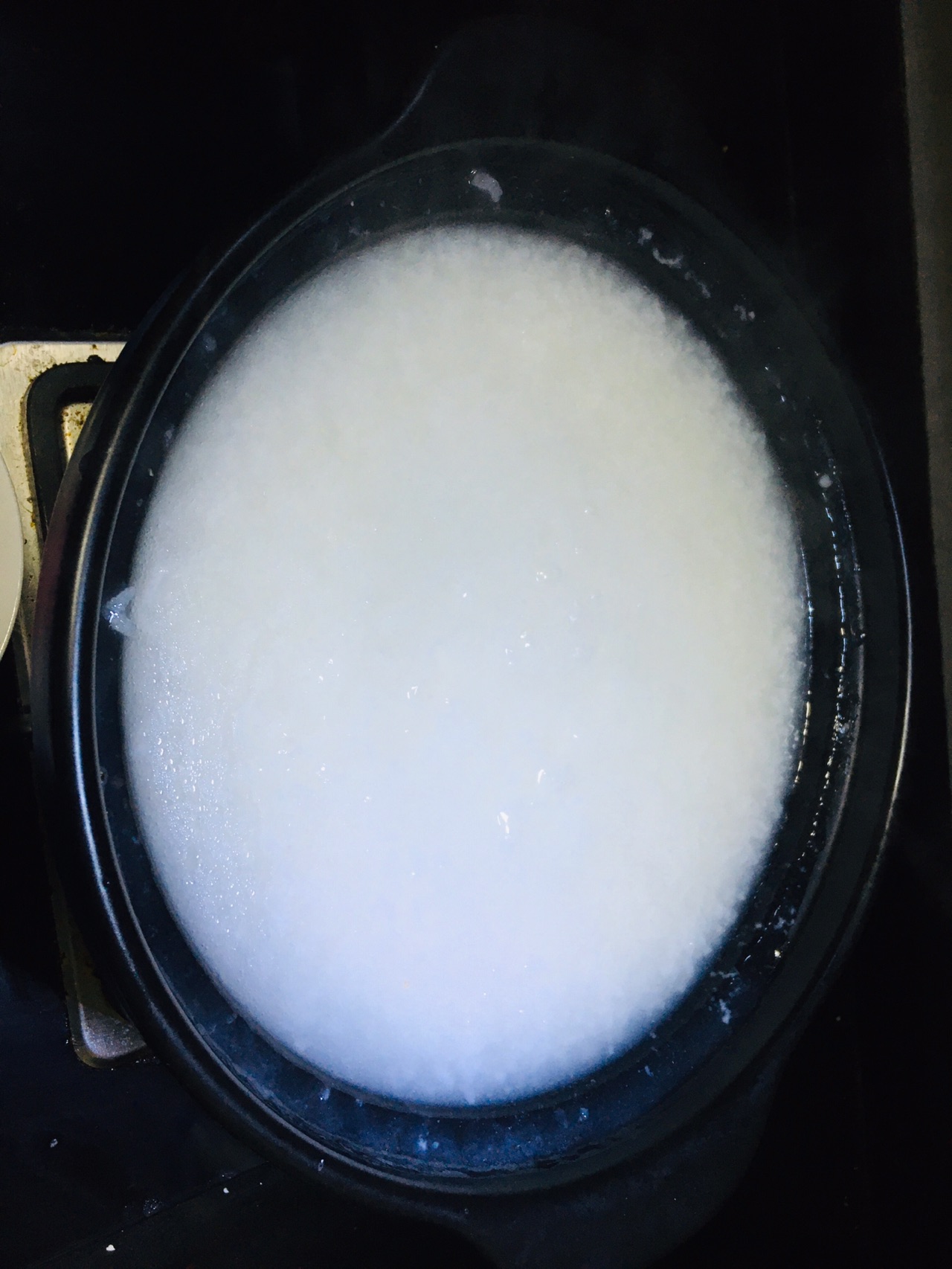 简易生蚝虾仁鱿鱼砂锅粥
