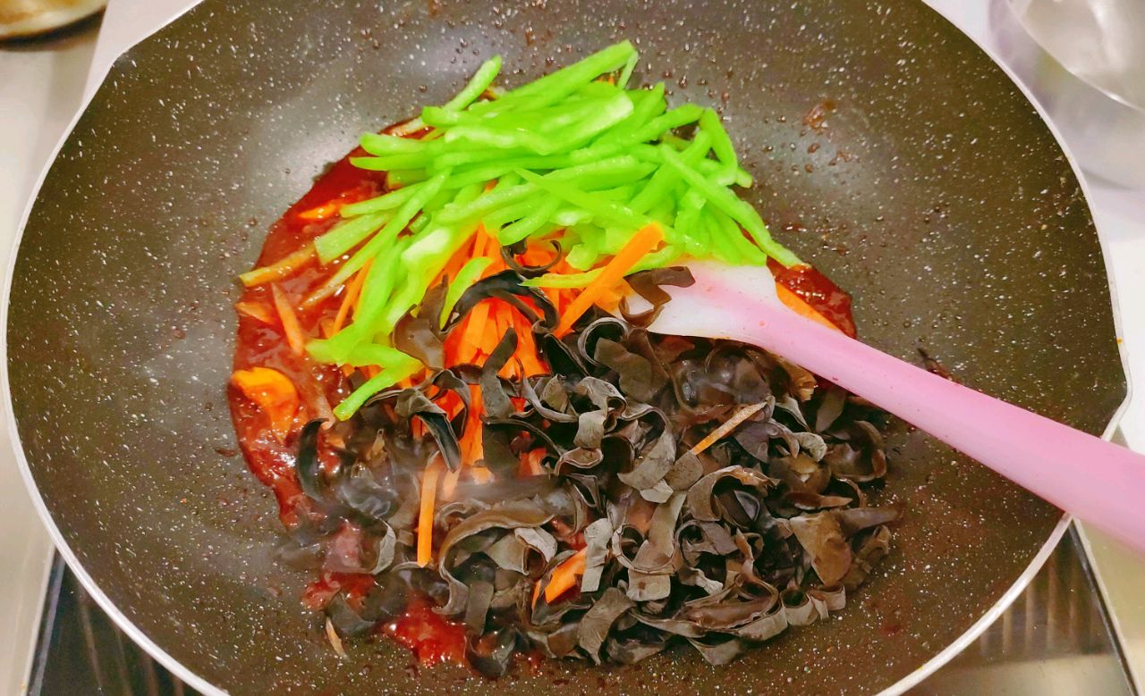 减脂版鱼香鸡丝