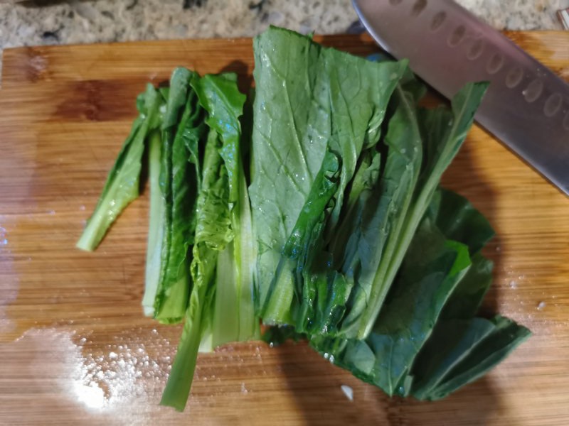 减脂肥牛金针菇蔬菜汤
