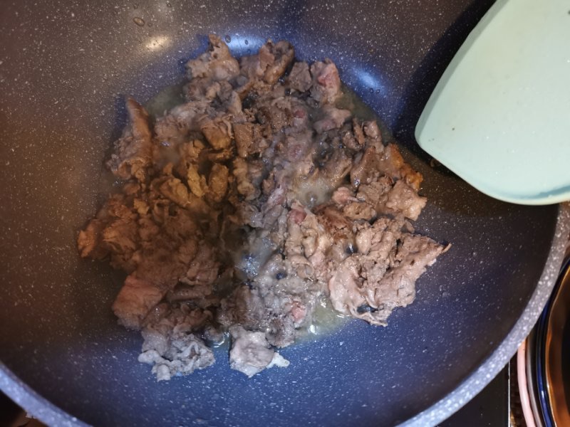 减脂肥牛金针菇蔬菜汤