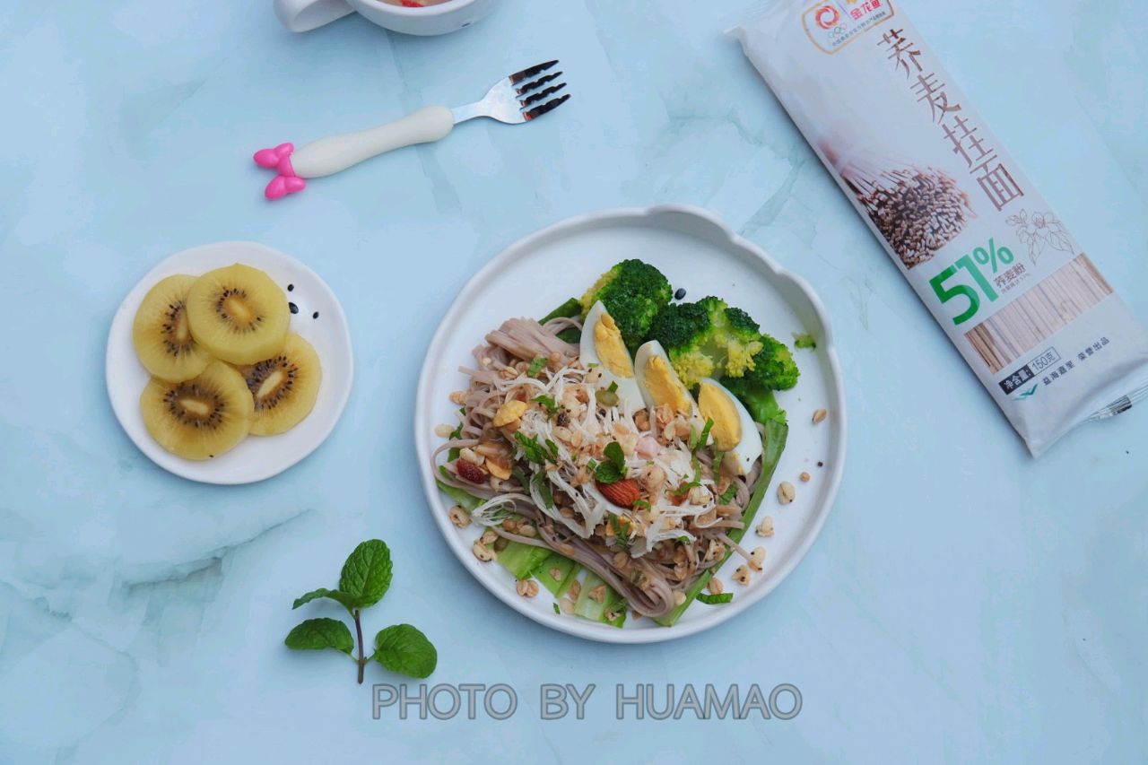 减脂鸡丝荞麦豆浆拌面