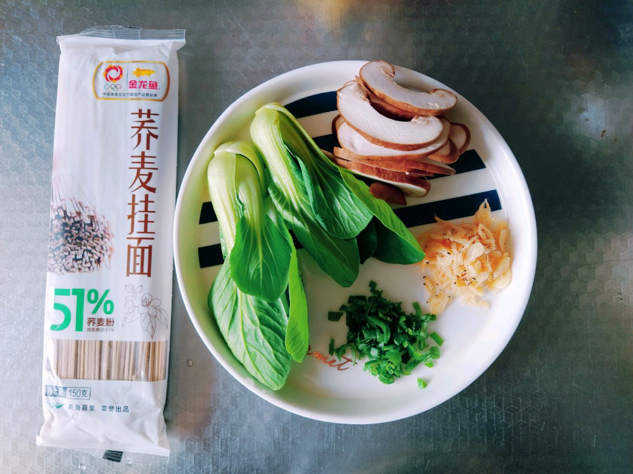 减脂又好吃的荞麦热汤面