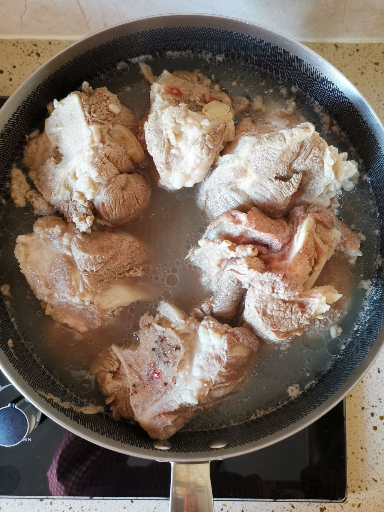 酱大骨头（年夜饭）