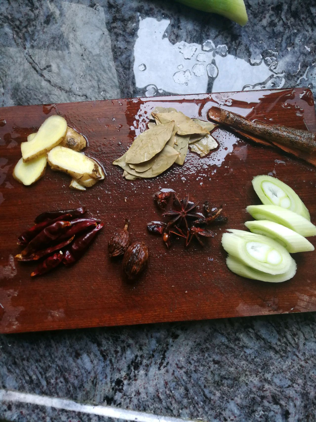 酱牛腱子肉