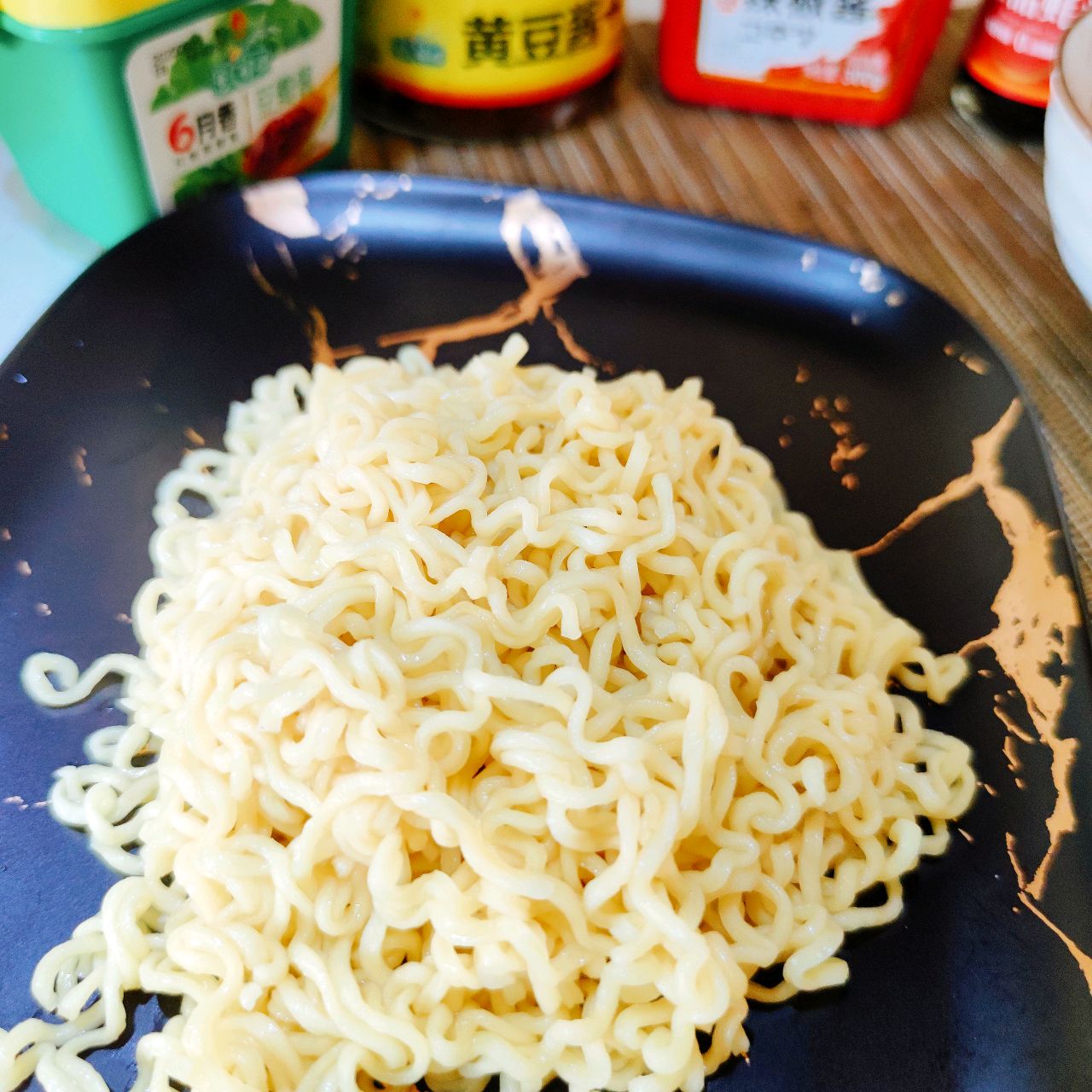 酱香拌面