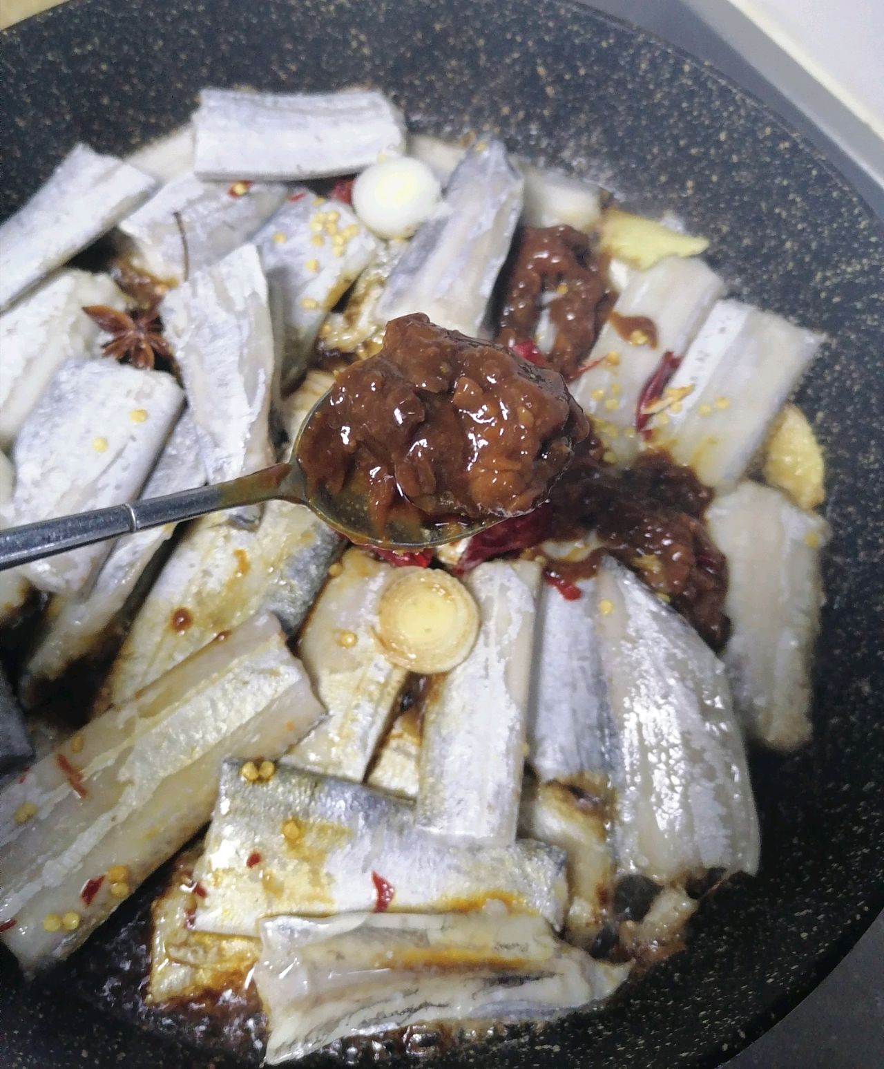 酱香刀鱼