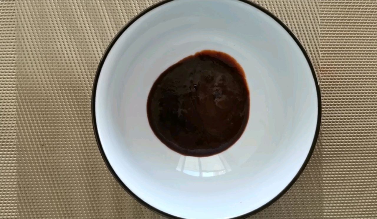 酱香鸡蛋海藻面