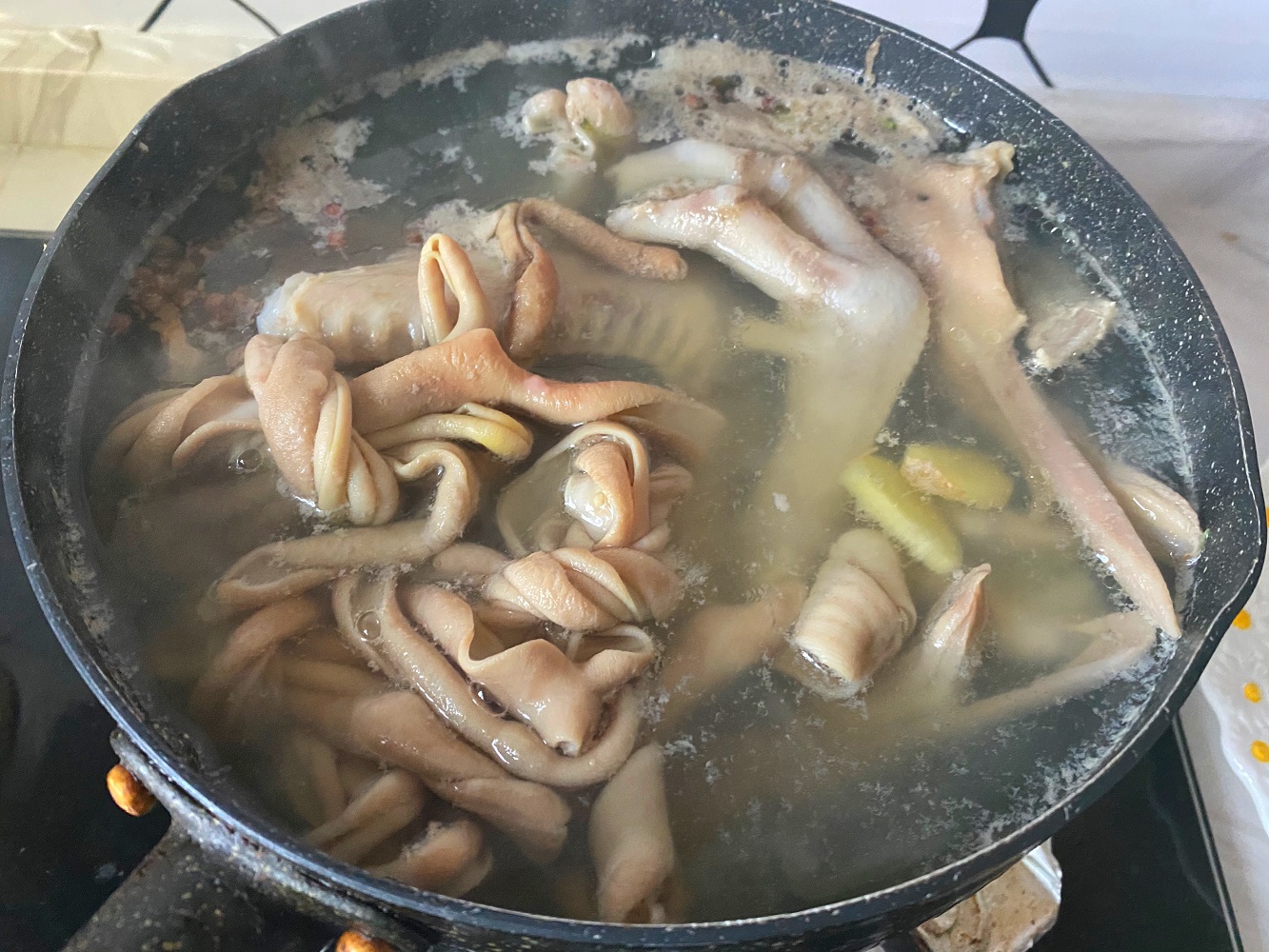 酱香麻辣鸭货