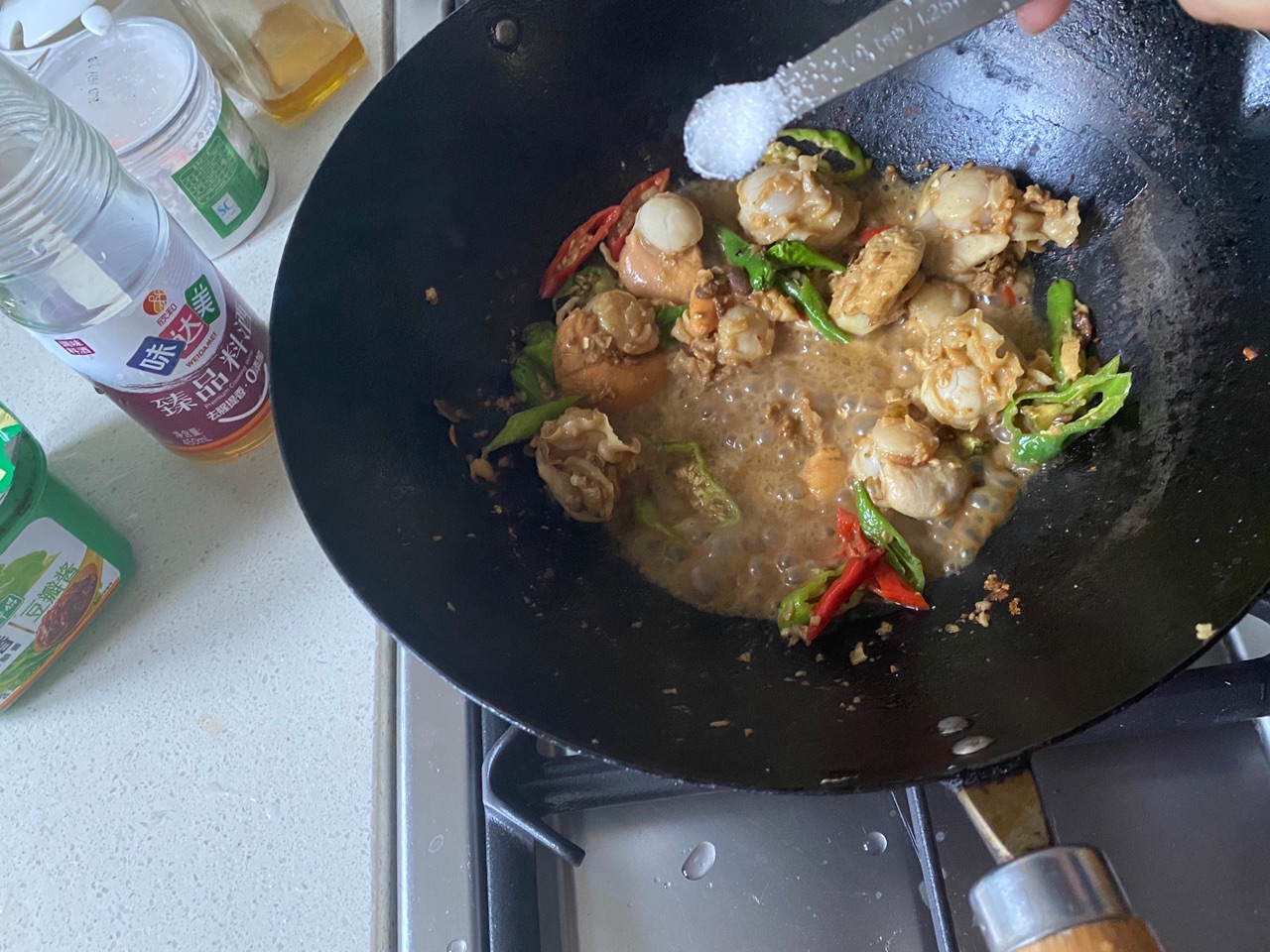 酱香浓郁的酱香扇贝