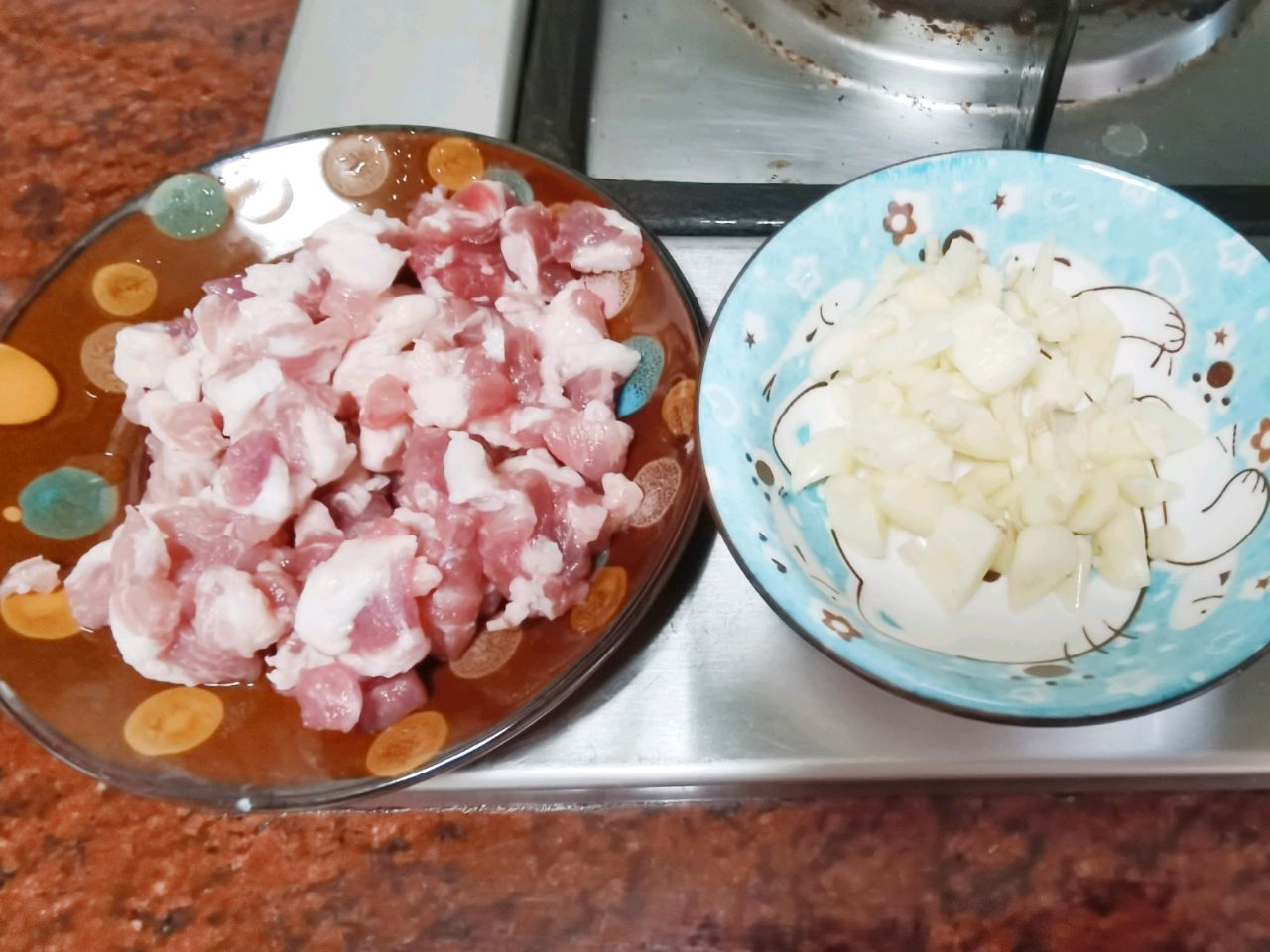 酱香酸辣藕丁