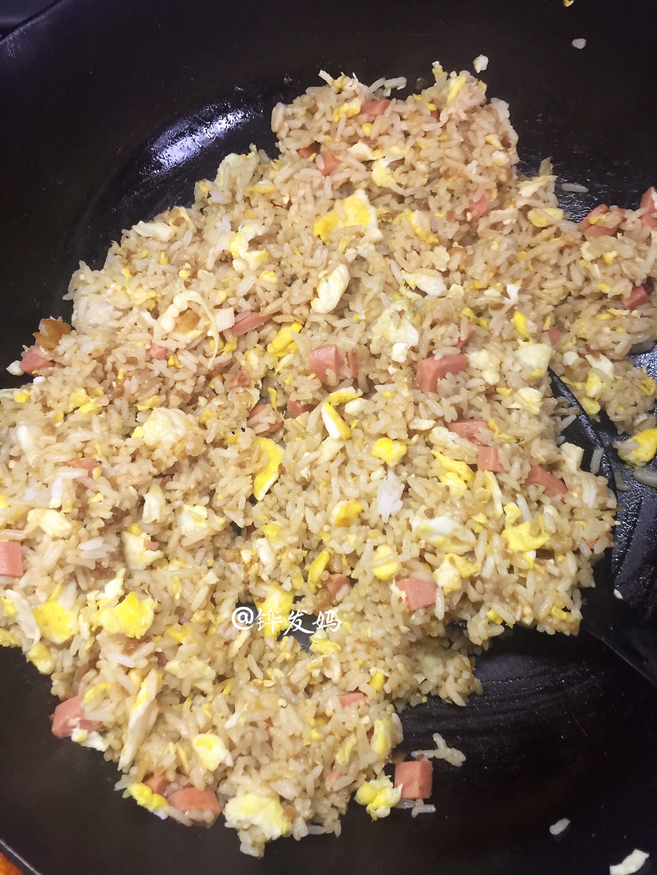酱油蛋炒饭