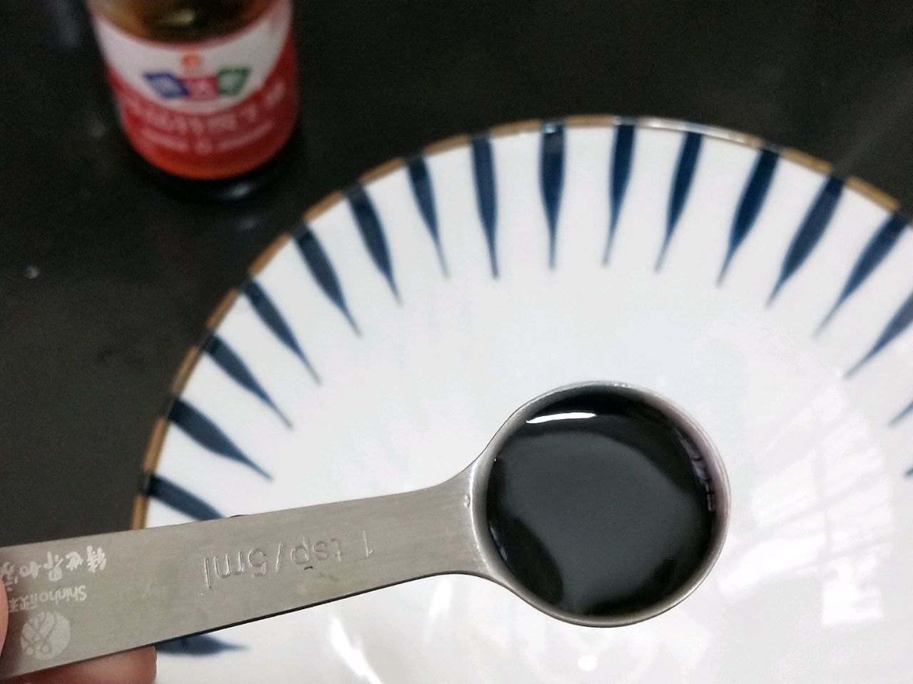 酱油空心面