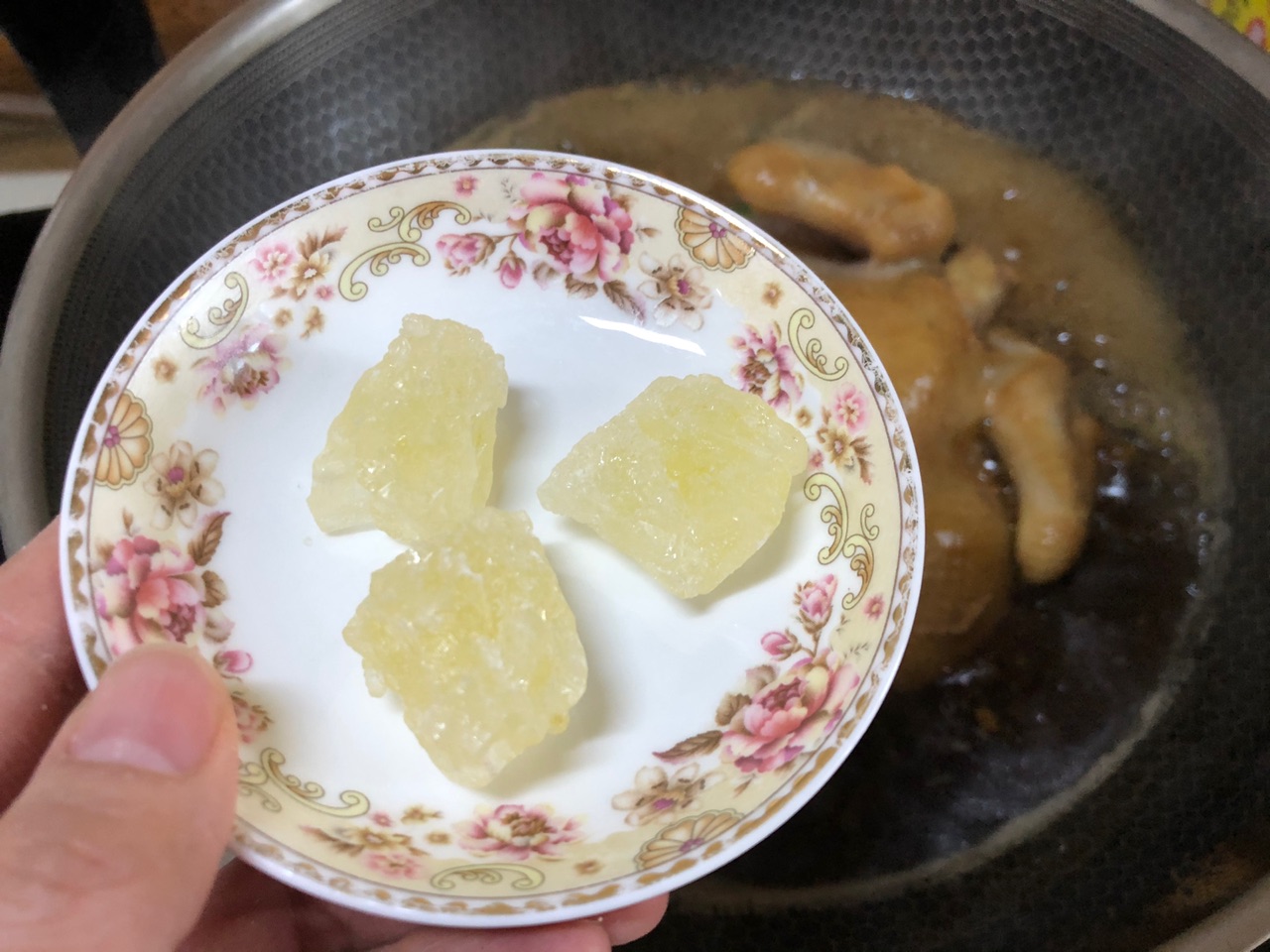 酱油卤鸡