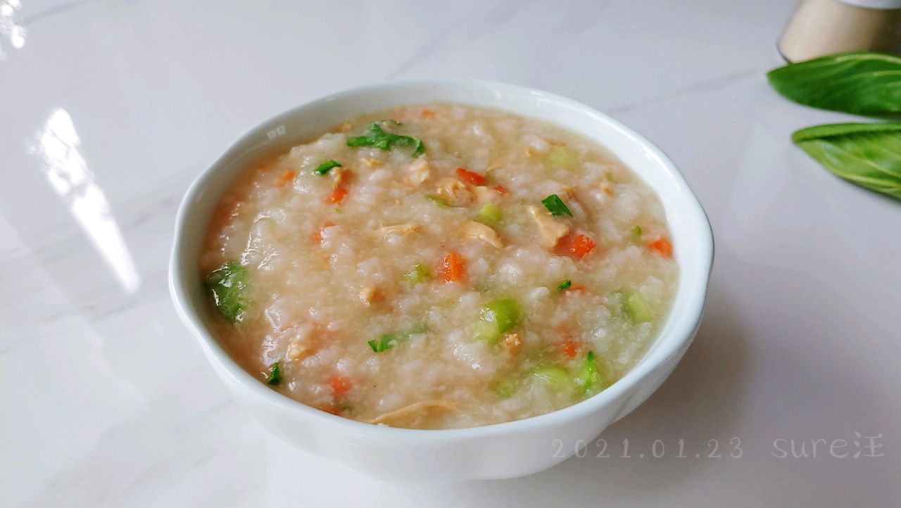 酱油肉碎什锦粥