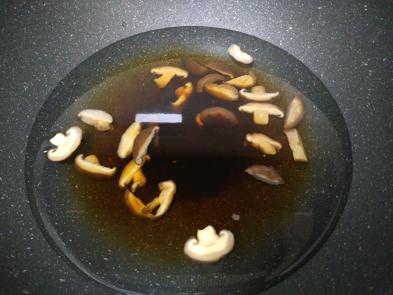 酱油汤面