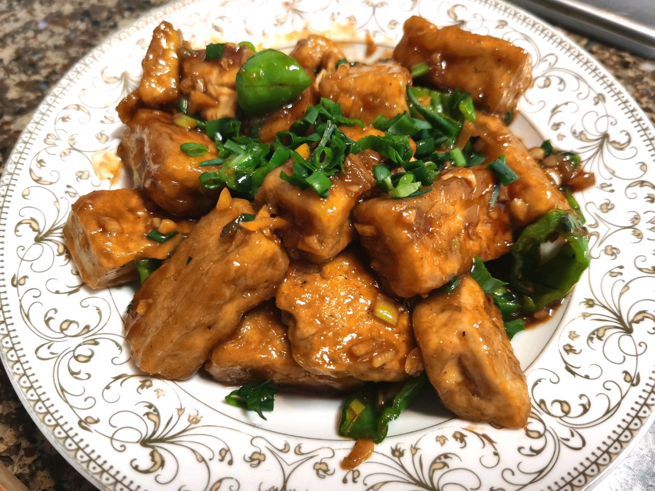 酱汁焖豆腐