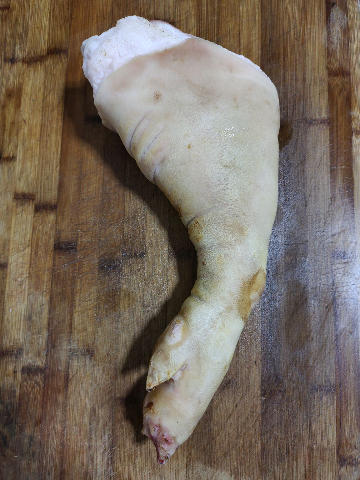 酱肘子