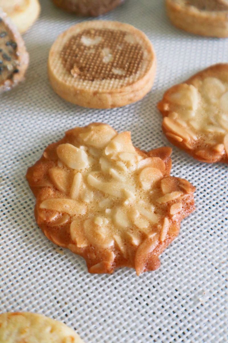 搅一搅，拌一拌，切一切，就有可爱的小饼干