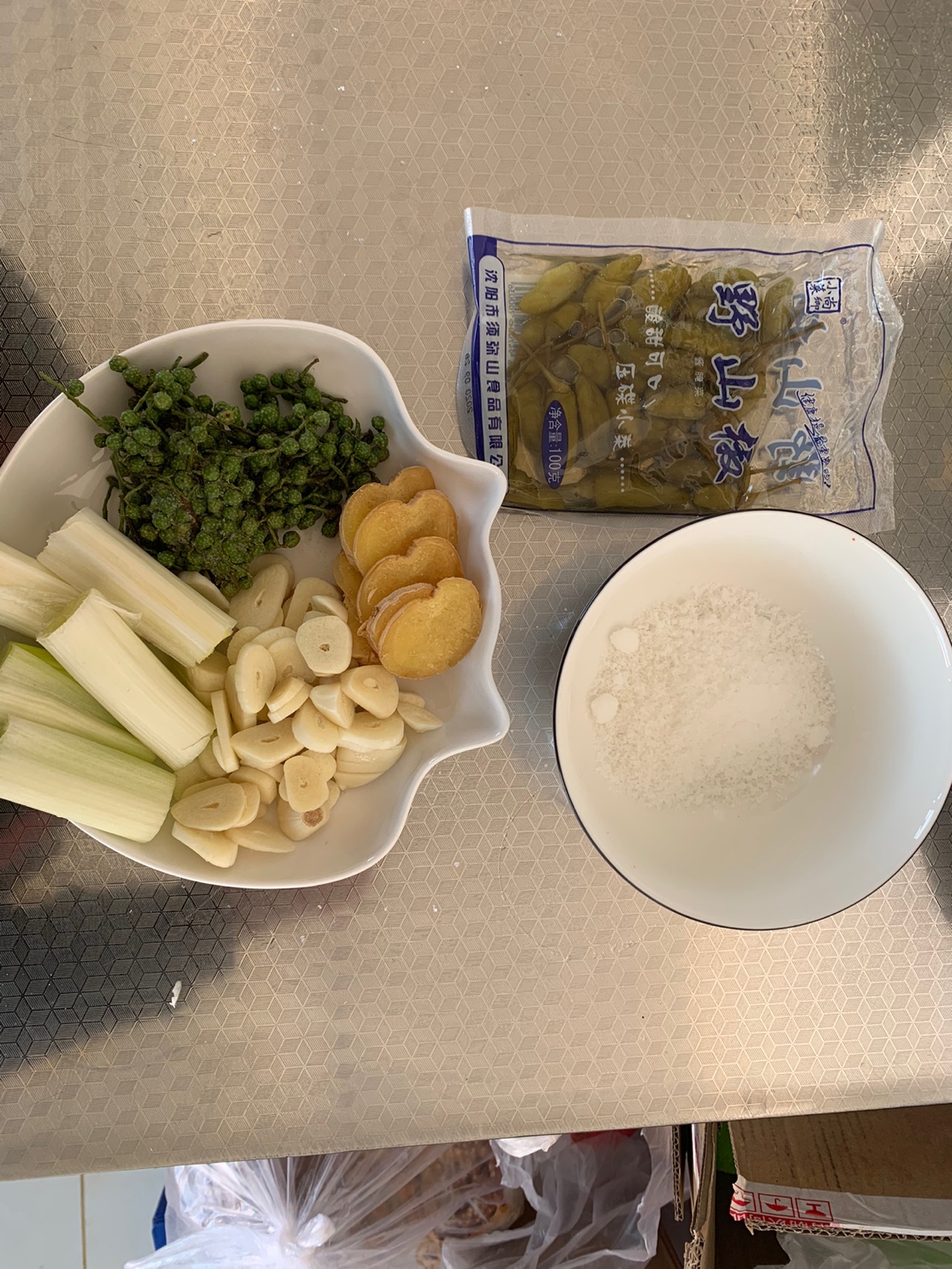 椒麻鸡爪