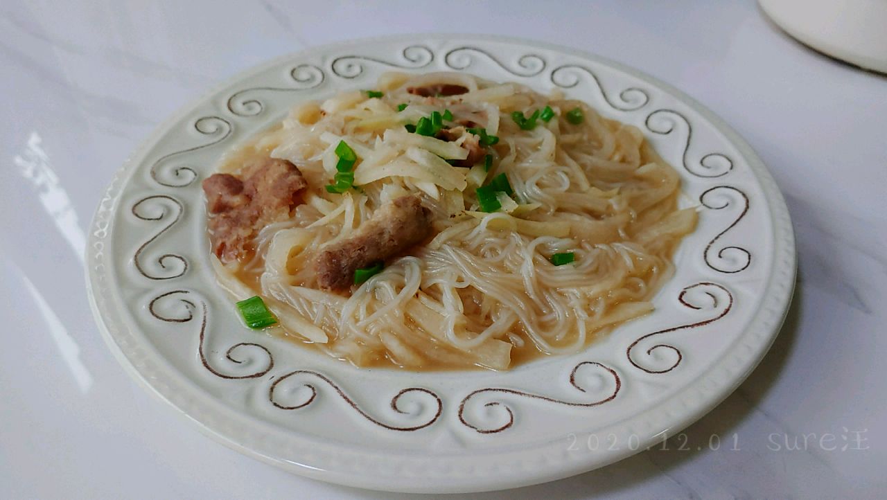 椒肉粉丝萝卜汤