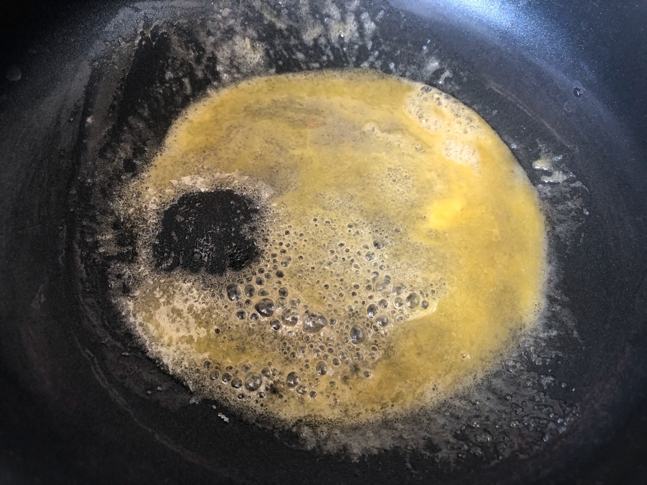 焦糖黑芝麻糯米船