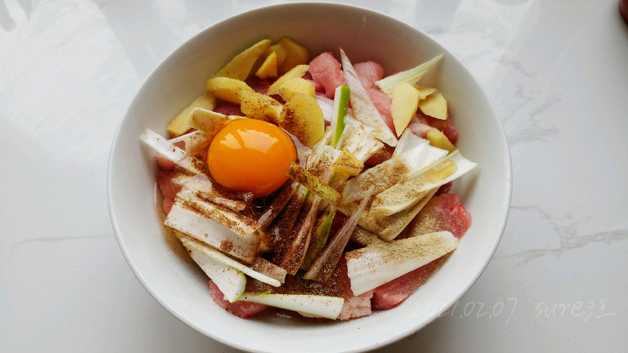 椒盐薯粉炸酥肉