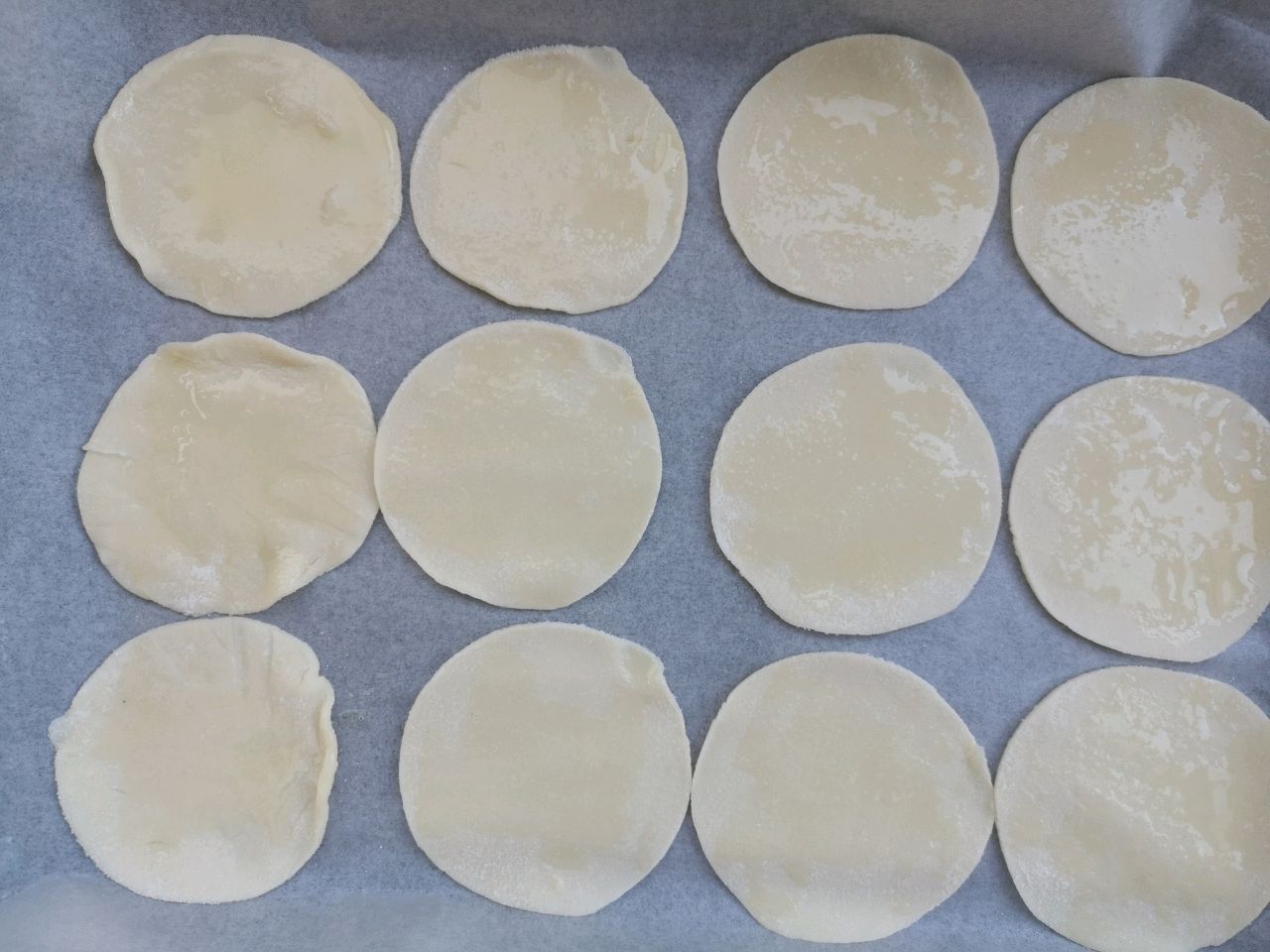 饺子皮脆饼